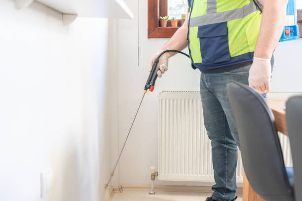 Best Cockroach Control Services  in Fairfield, IA